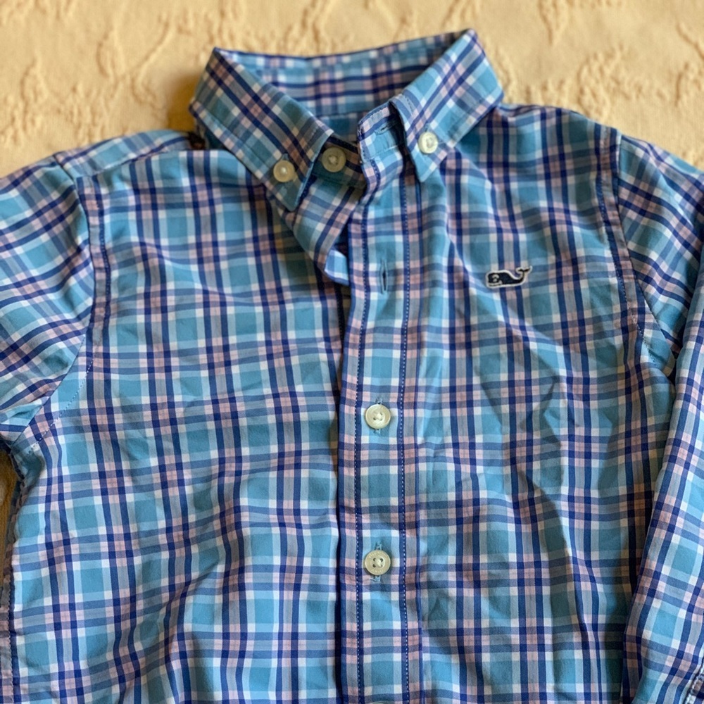 Vineyard Vines 2T Performance button down shirt